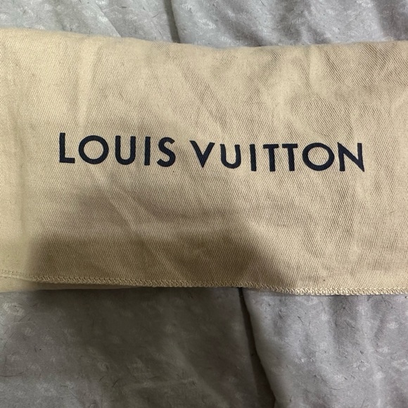 Louis Vuitton Black Monogram Sarah Wallet - Picture 7 of 7